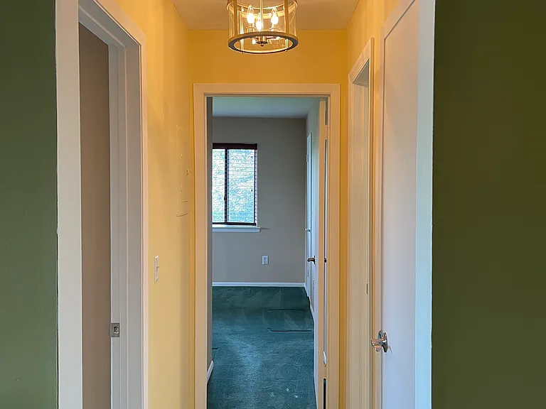 13 Skyline Dr #12 — Photo 10
