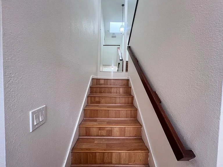41 Jacklin Cir — Photo 32