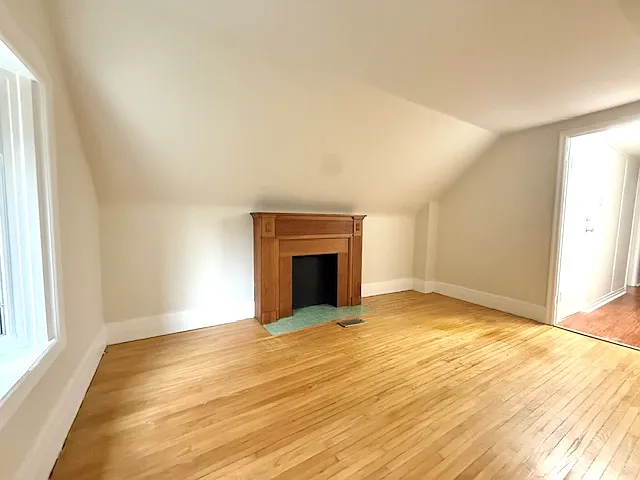 17 Thornton Avenue London — Photo 3