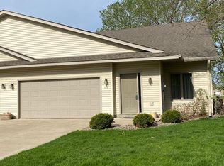 704 1st Ave SE, New Prague, MN 56071