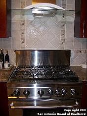 5th image of 326 Prinz Dr