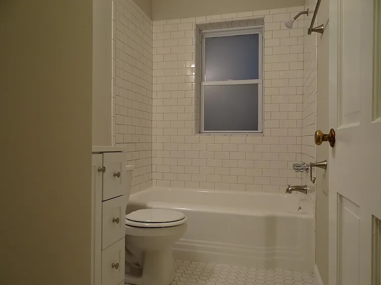 1010 Sanford Ave #1 — Photo 7