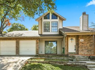 6404 Woods Edge Dr, Arlington, TX 76016
