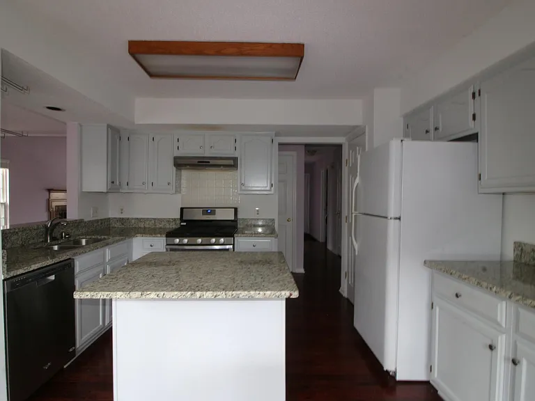 108 Foscoe Ln — Photo 10