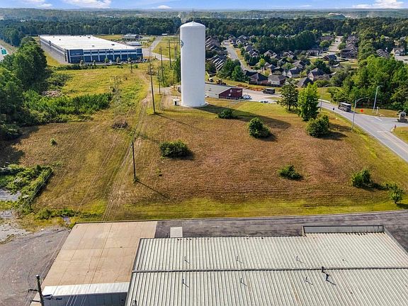 4th image of 430 George Roy Pkwy Lot 19