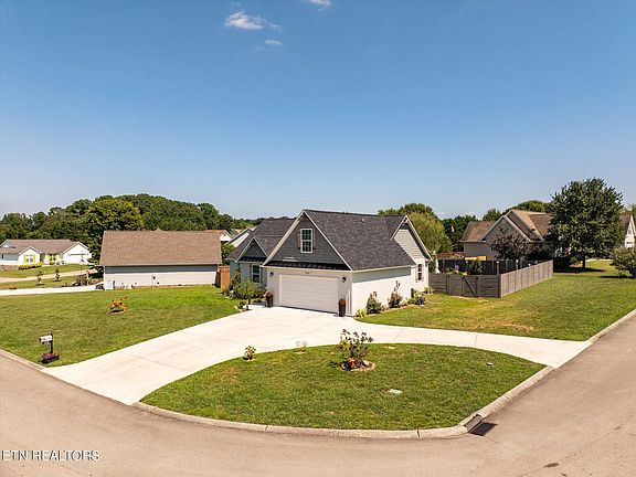 3rd image of 241 Wind Chase Dr