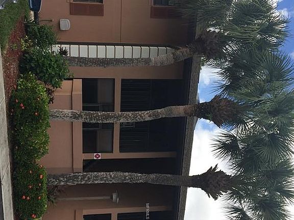 2nd image of 1515 Forrest Nelson Blvd #P