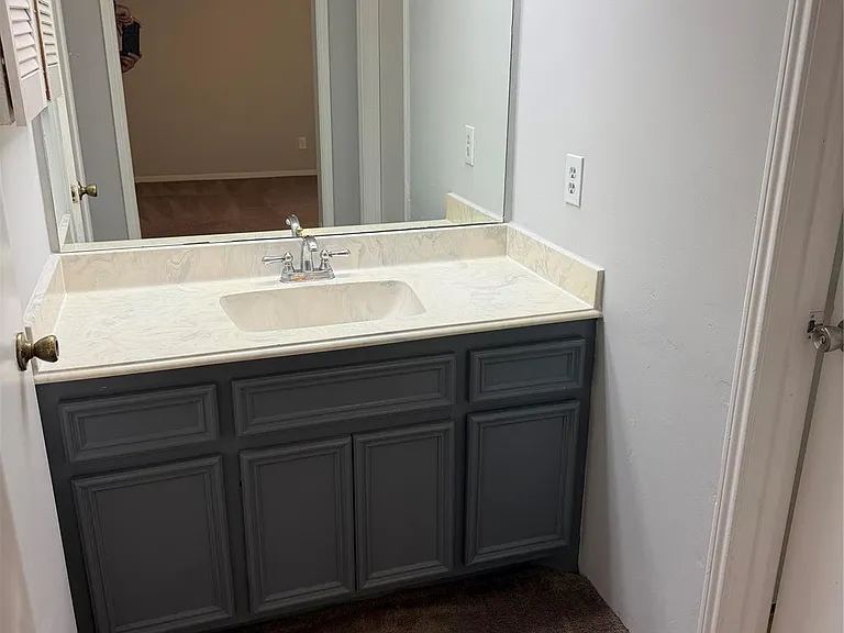 15722 Echo Canyon Dr — Photo 23