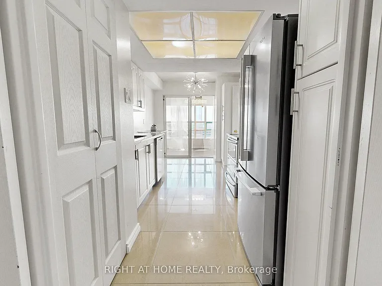 7805 Bayview Ave #1120 — Photo 13
