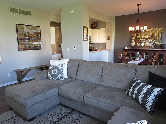 4th image of 4438 Squaw Valley Dr