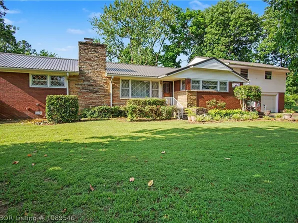 163 W 4th St, Waldron, AR 72958