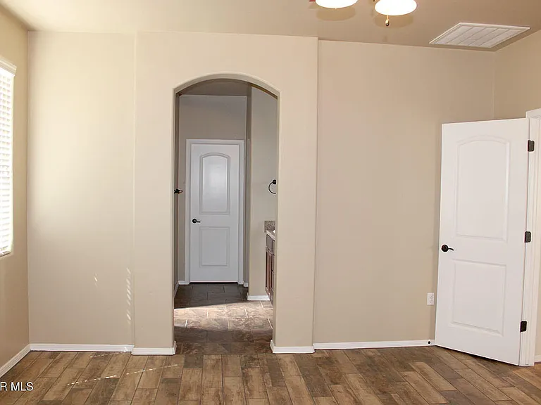 853 Blue Park Ave — Photo 11