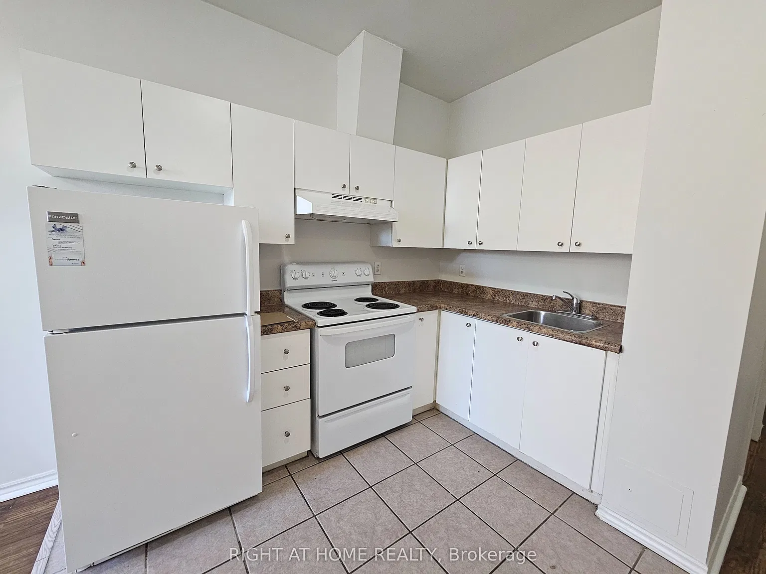 1 bed, $1,895 — Photo 1