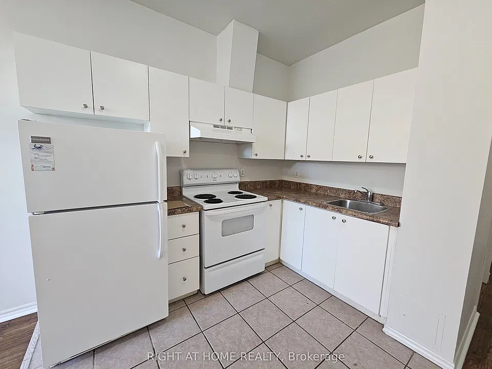 1801 Eglinton Ave W #309