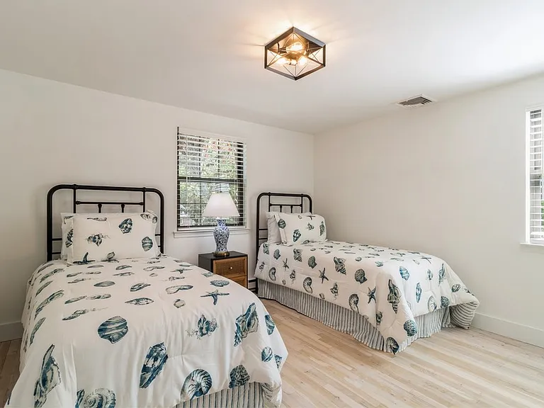 44 Lion Head Rock Rd — Photo 22