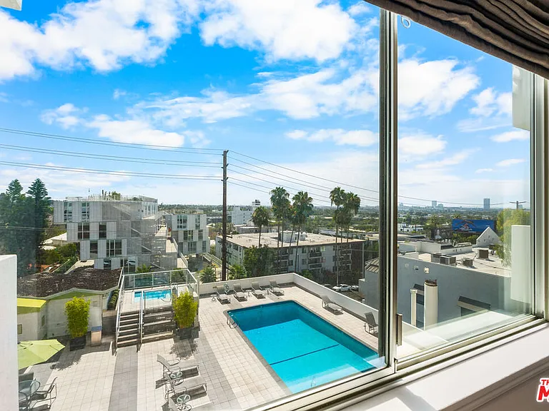 1155 N La Cienega Blvd #306 — Photo 29