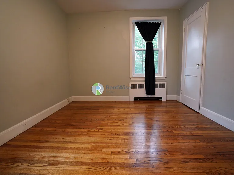 25 Englewood Ave #4 — Photo 13