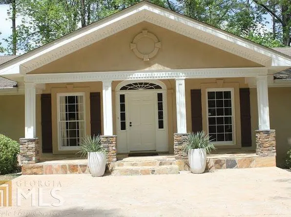 3340 S Bay Dr, Jonesboro, GA 30236