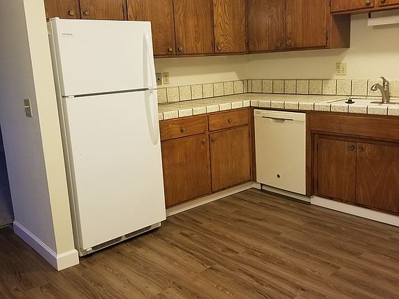 4th image of 678 Rebecca Way APT 3