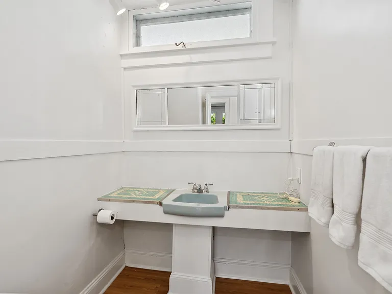 139 Edgemere Dr — Photo 19