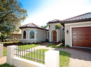 909 Harbor Dr S, Venice, FL 34285