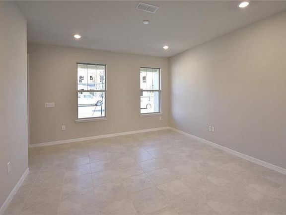 4th image of 5075 Caspian St