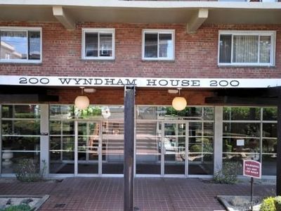 200 Atlantic Ave APT 108, Lynbrook, NY, 11563