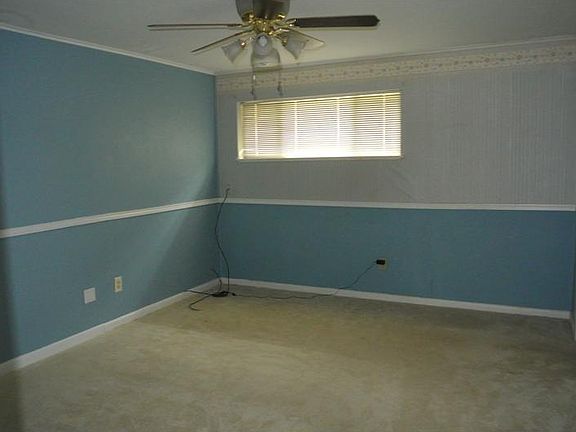 4th image of 328 Berkshire Pl