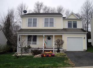 85 Mountain Laurel Way, Suffield, CT 06078