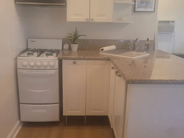 (undisclosed Address), Whittier, CA 90605