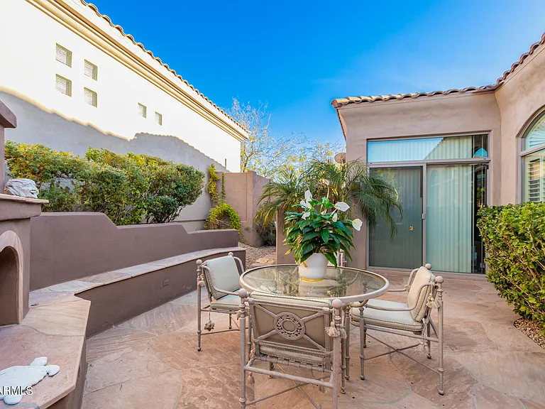 10602 E Blanche Dr — Photo 31