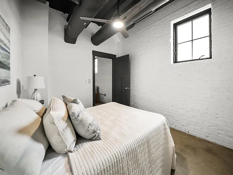 110 Cross St #404 — Photo 8