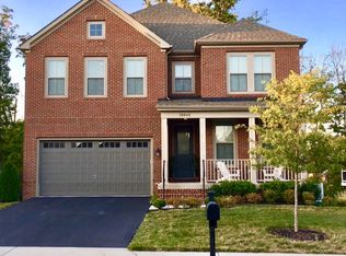24842 Somerby Dr, Chantilly, VA 20152