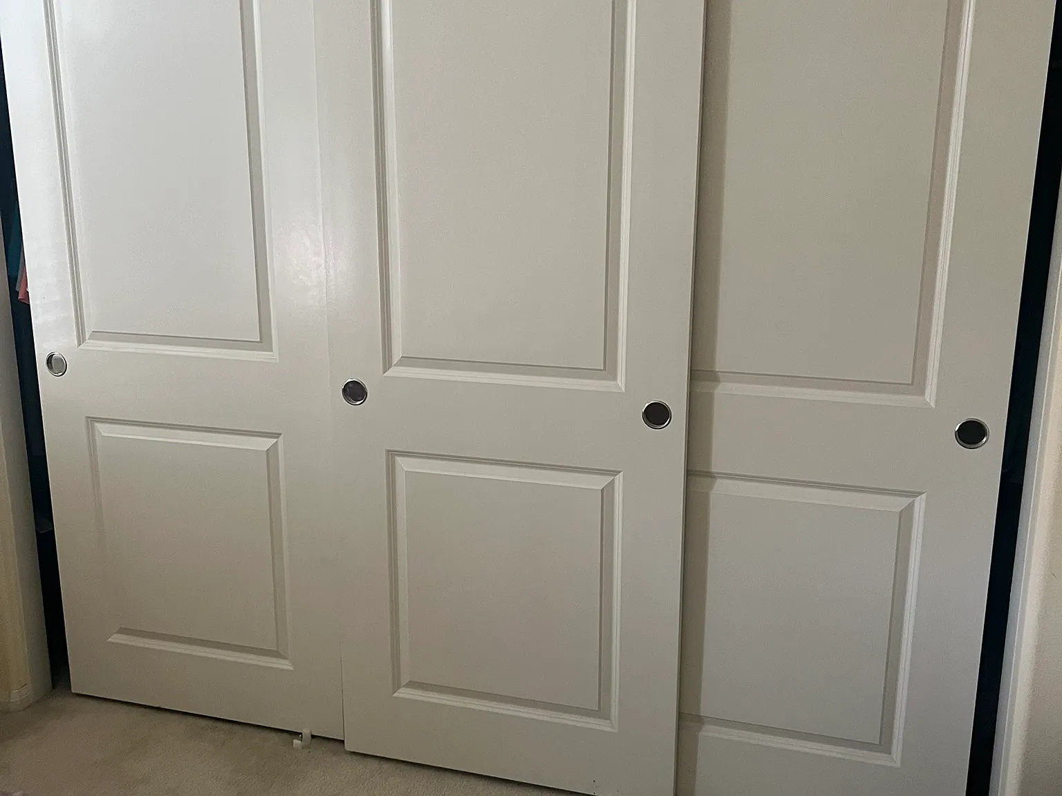 3 bed, 3227 sqft, $1,100 — Photo 2