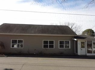 706 N E St, Lenoir City, TN 37771