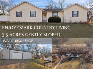 185 Countryside Ln, Ozark, MO 65721
