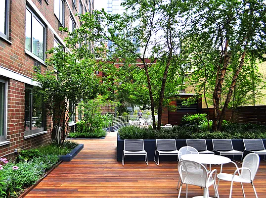 Rented by Winzone Realty Inc | media 40