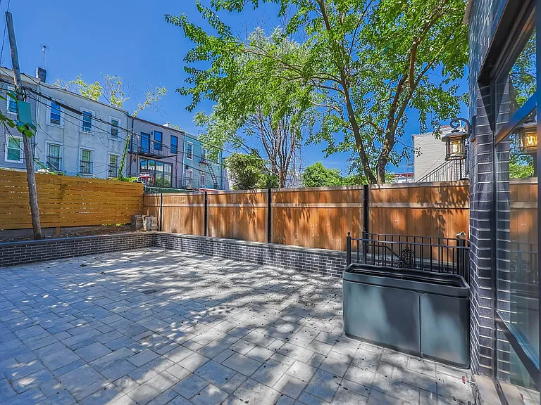 153 Weirfield St #B — Photo 47