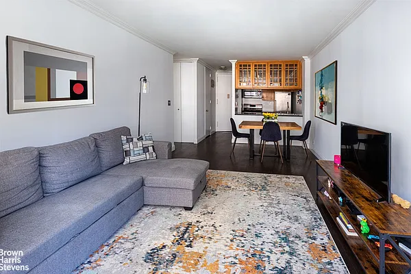 Rented by Brown Harris Stevens | media 9