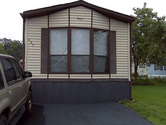 5th image of 627 S Huckleberry Ave