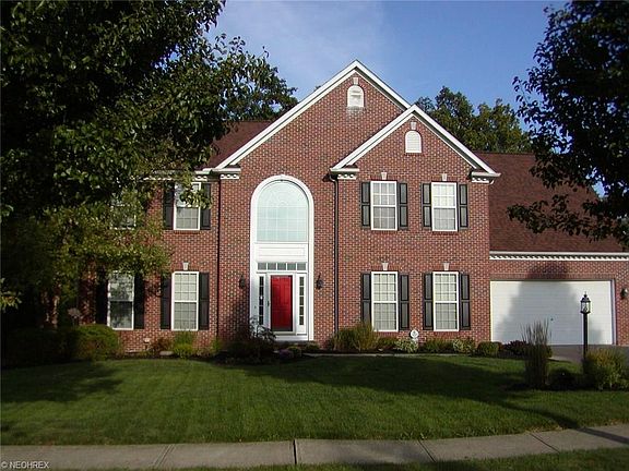 4th image of 5183 Crown Pointe Dr