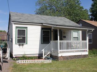 18 Cosby Ave, Saint Catharines, ON L2M5R4