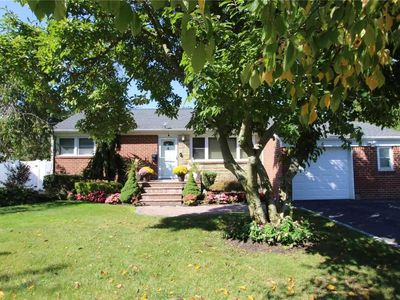 6 Dorothy Drive, Syosset, NY, 11791
