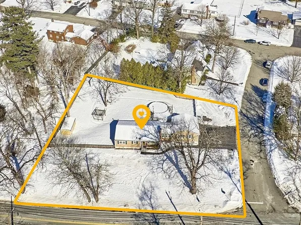 519 Shawsheen Ave, Wilmington, MA 01887