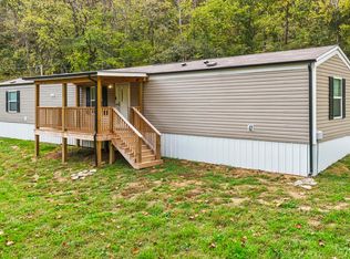 1410 Dry Fork Creek Rd, Winchester, KY 40391