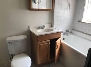 423 E 112th St #3, Chicago, IL 60628