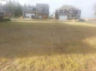 24 NW 17th Pl, Warrenton, OR 97146