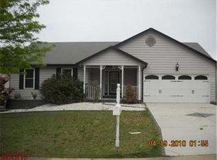 470 Bellingham Ct, Saint Charles, MO