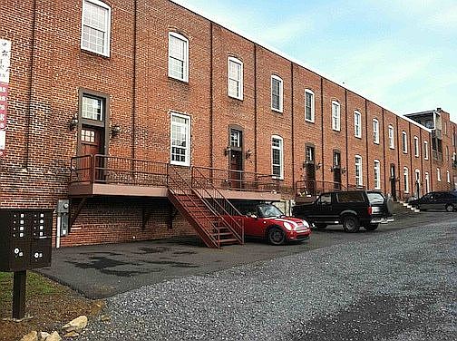 2nd image of 84-88 W Main St