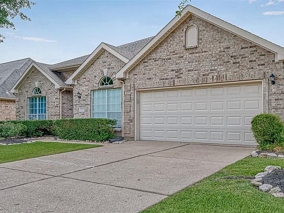 4th image of 3322 E Cedar Hollow Dr
